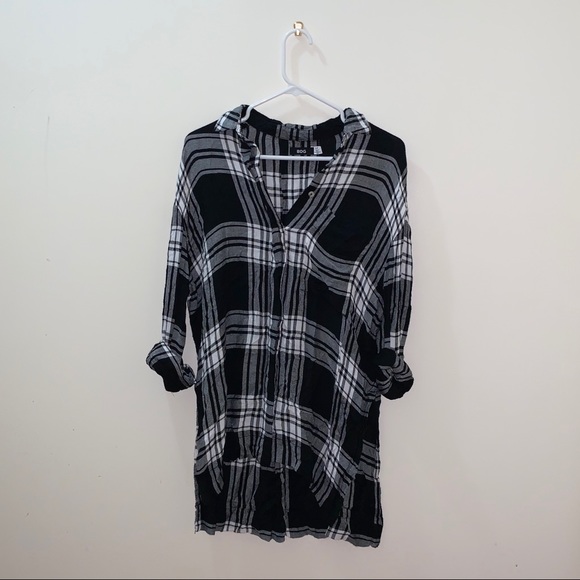 Urban Outfitters Tops - Urban Outfitters long sleeved flannel button up.